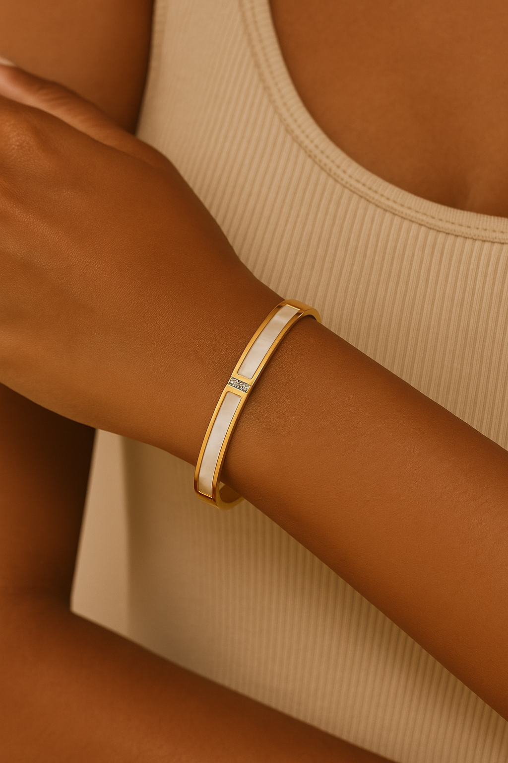 Ivory Glow Bangle