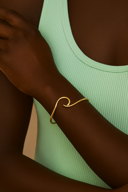Coastal Curl Bangle