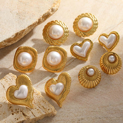 Pearl Crest Earrings
