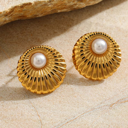 Pearl Crest Earrings