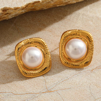 Pearl Crest Earrings